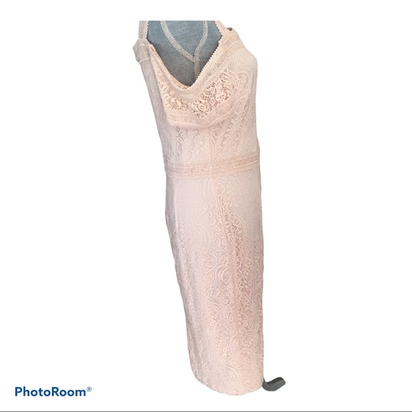 Rachel Roy Cold Shoulder Midi Dress - Picture 4 of 10